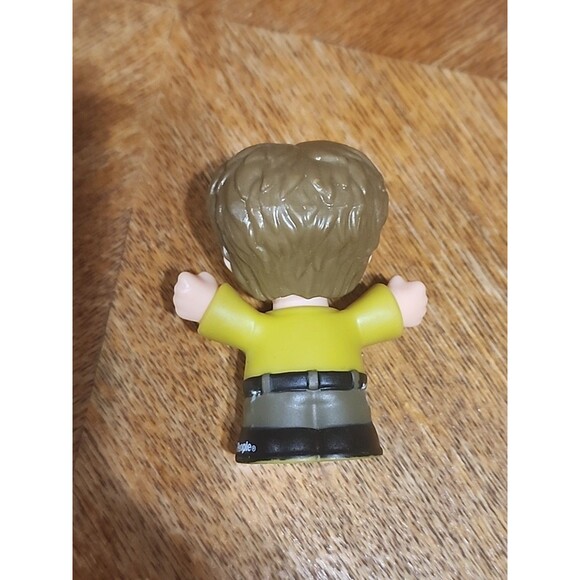 Little People Dwight Figure From The Office - Picture 2 of 3